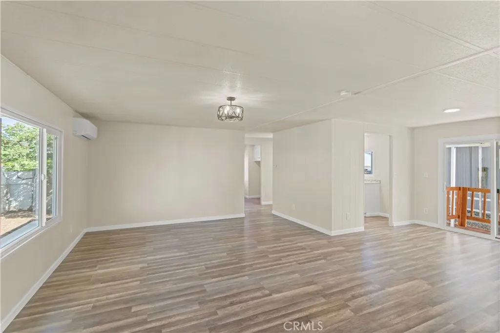 1097 North N State, Unit 194 Hemet, CA 92543 - Photo 12 of 19