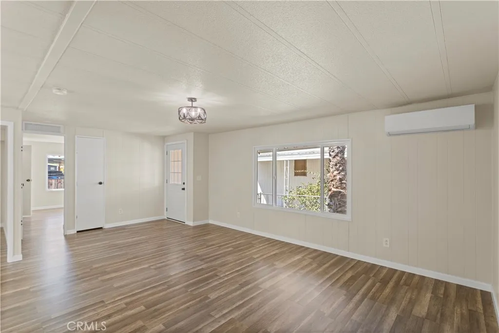 1097 North N State, Unit 194 Hemet, CA 92543 - Photo 10 of 19