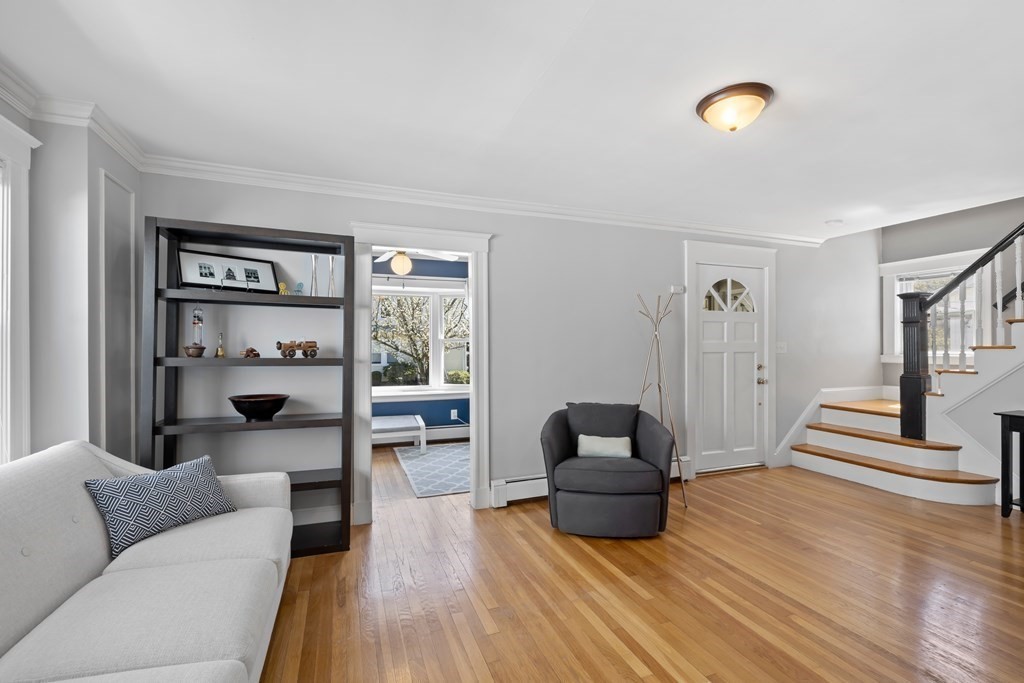 238 Ashcroft Road Medford, MA 02155 - Photo 4 of 25 Gallery Image 4