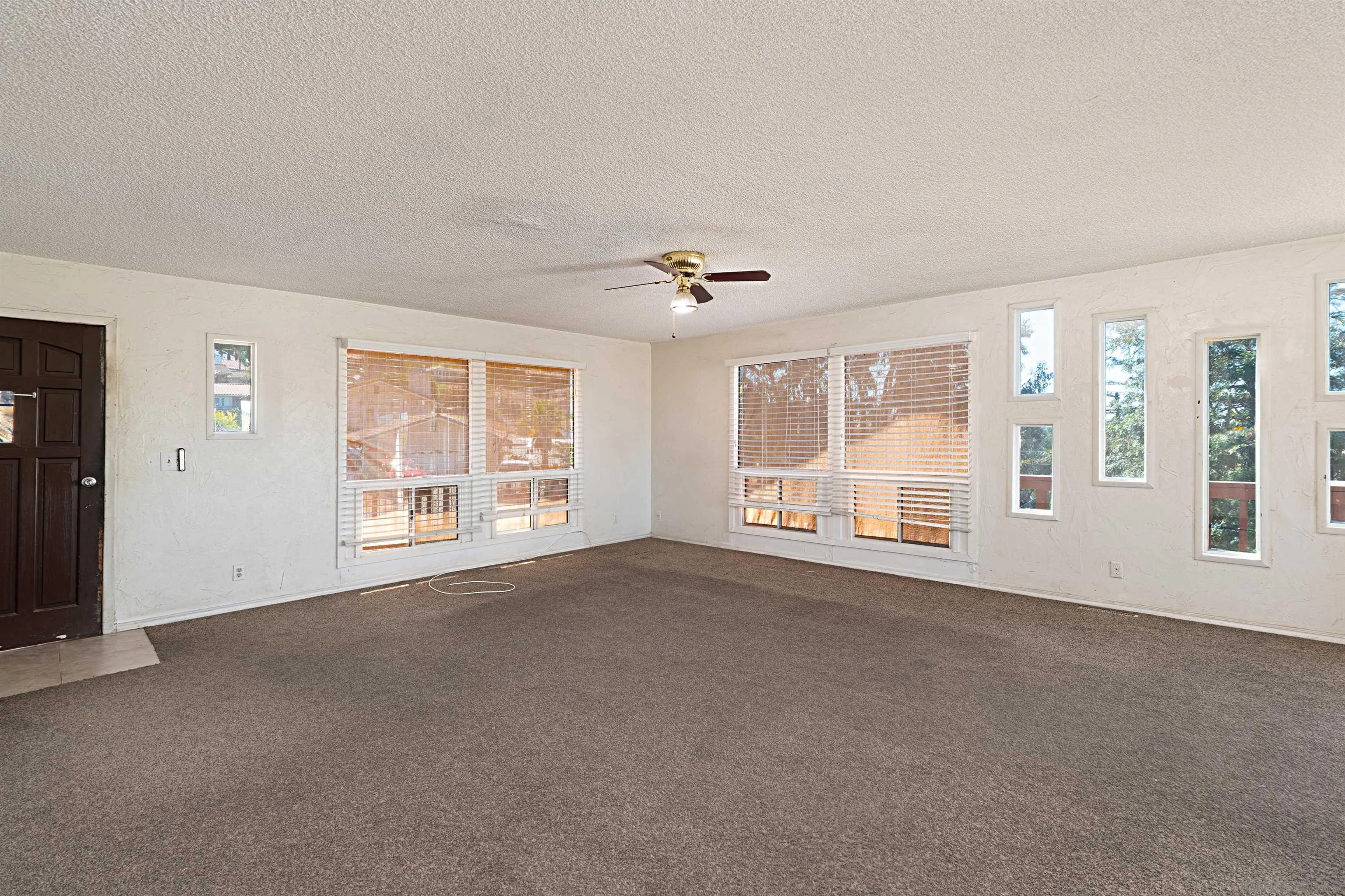 9012 Langdon Lane Spring Valley, CA 91977 - Photo 7 of 21 Gallery Image 7