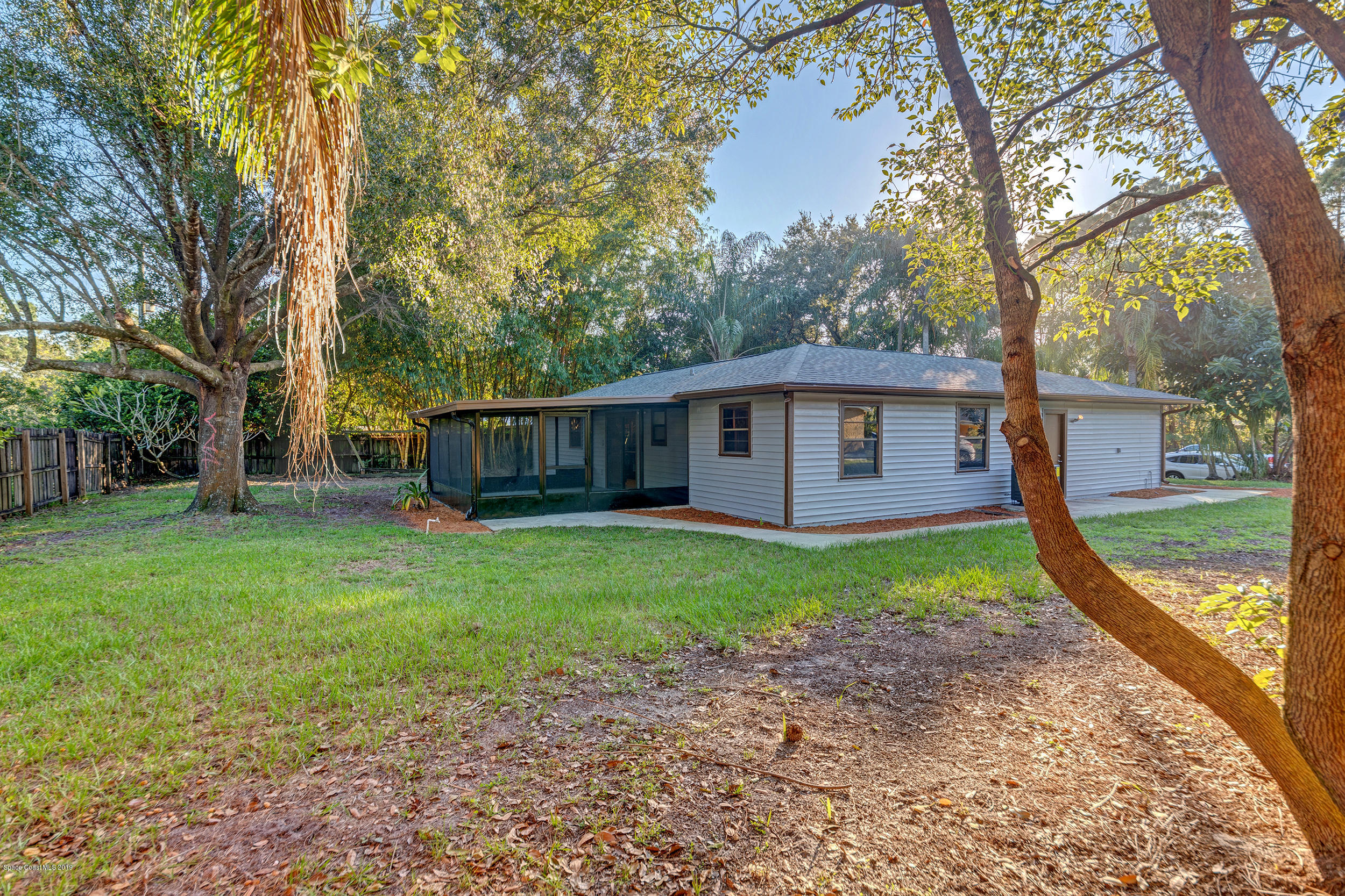 855 Fletcher Road Southeast Palm Bay, FL 32909 - Photo 22 of 24 855-fletcher-rd-21-2500