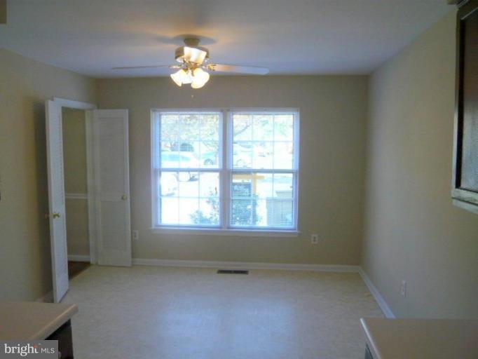 2184 Golf Course Drive Reston, VA 20191 - Photo 6 of 21 Kitchen #3