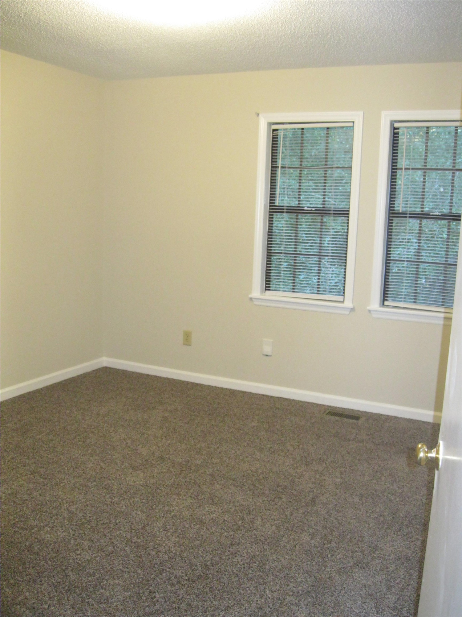 8121 Farmlea Circle Raleigh, NC 27616 - Photo 18 of 27 Master Bedroom