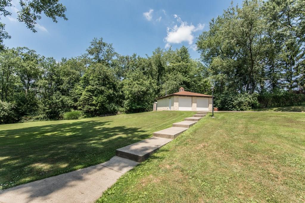 8475 Peebles Road Pittsburgh, PA 15237 - Photo 22 of 25