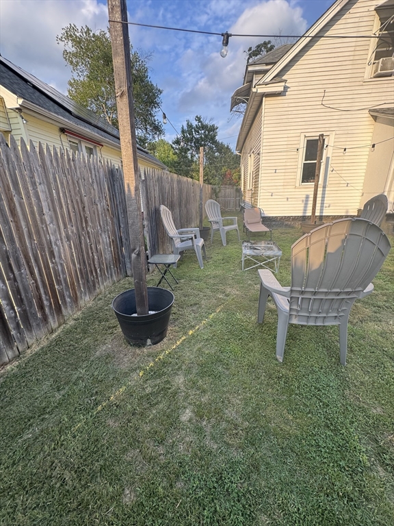 21 Fullerton Street Springfield, MA 01151 - Photo 9 of 32