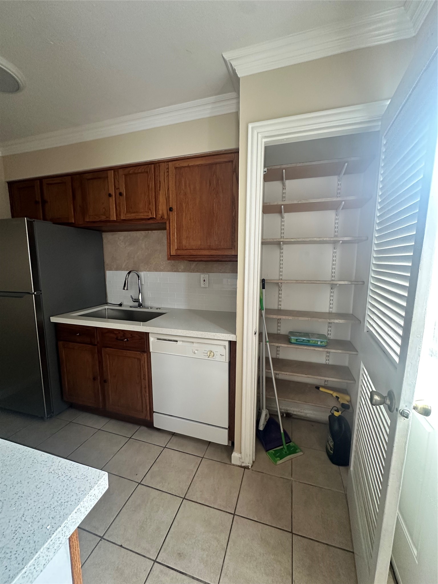 1433 Cedar Post Lane, Unit 41 Houston, TX 77055 - Photo 6 of 18