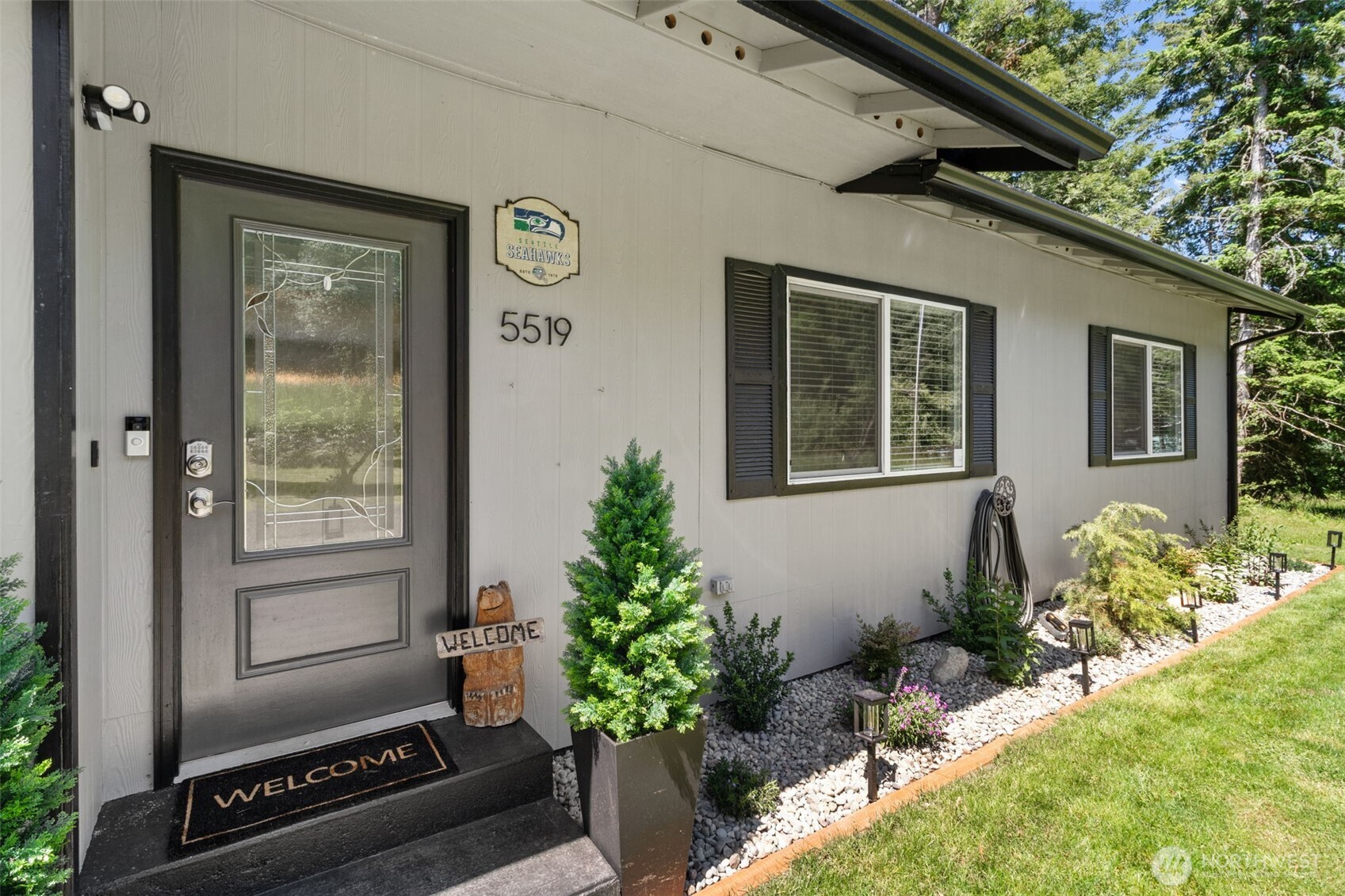 5519 Johnson Point Road Northeast Olympia, WA 98516 - Photo 4 of 36 Gallery Image 4