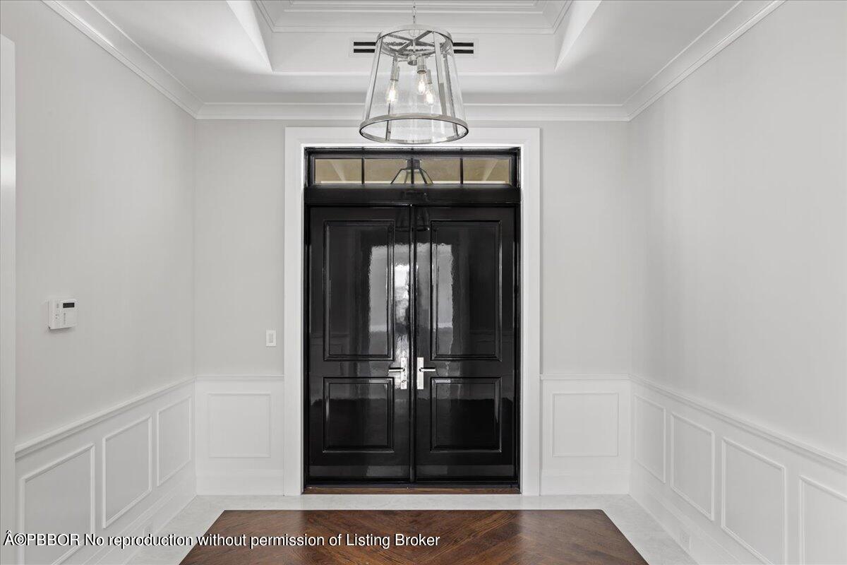 130 Algoma Road Palm Beach, FL 33480 - Photo 16 of 64 Foyer