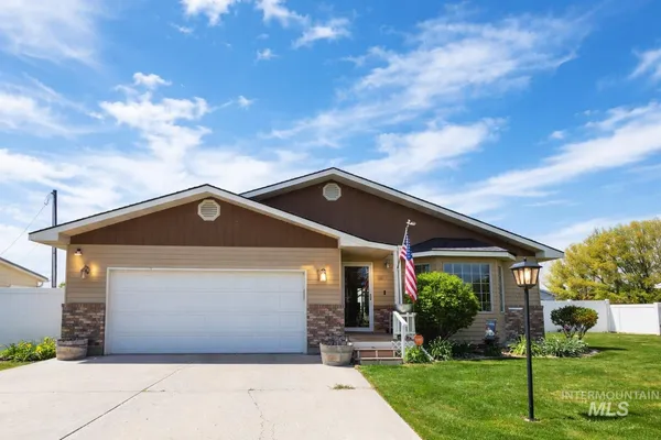 $455,000 | 350 North Burton Avenue, Burley, ID 83318
