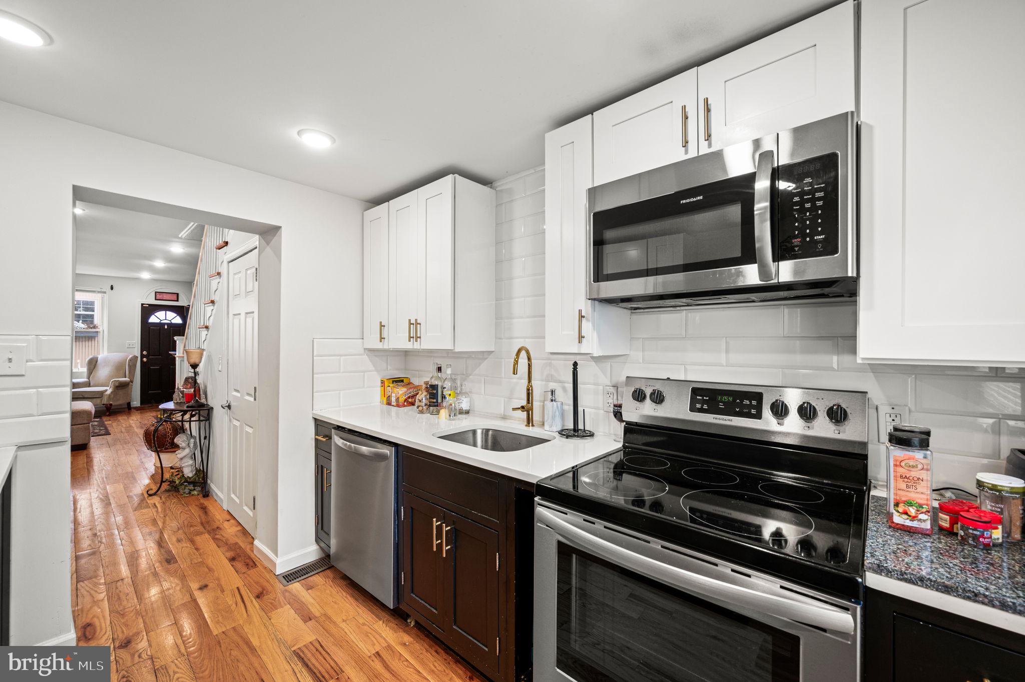 2033 Hope Street Philadelphia, PA 19122 - Photo 13 of 32 Kitchen