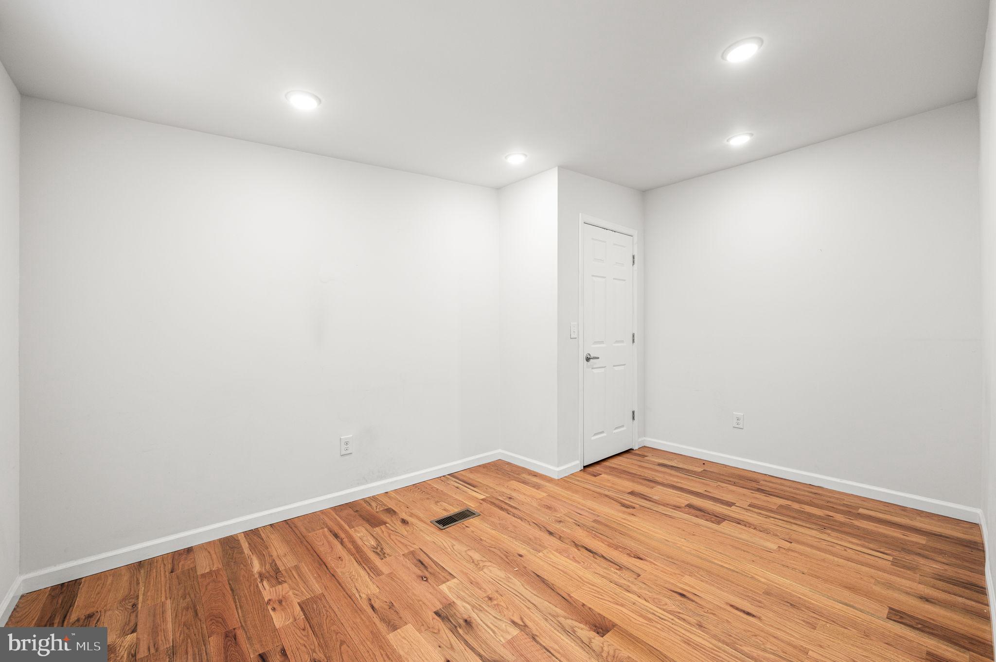 2033 Hope Street Philadelphia, PA 19122 - Photo 22 of 32 Empty Rear Bedroom