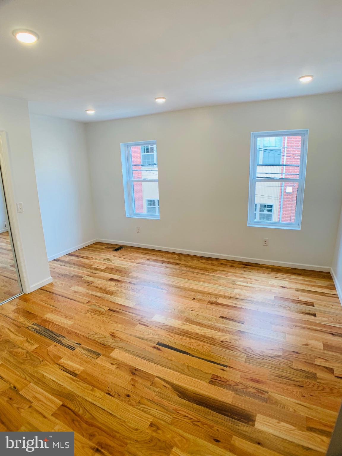 2033 Hope Street Philadelphia, PA 19122 - Photo 30 of 32 Front Bedroom