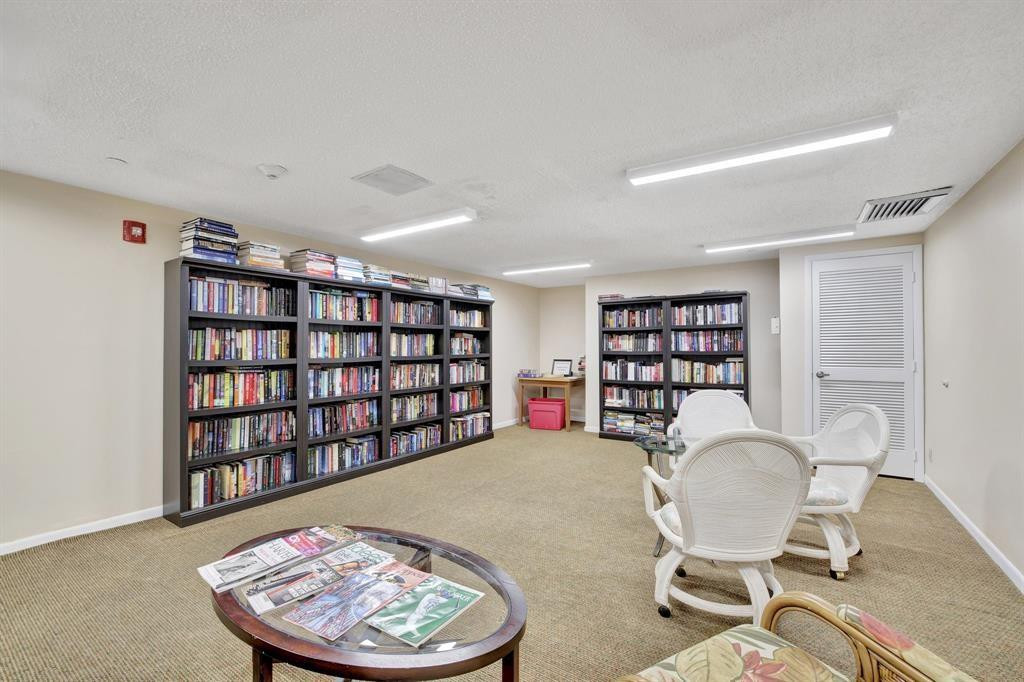 525 North Ocean Boulevard, Unit 522 Pompano Beach, FL 33062 - Photo 37 of 42 LIBRARY