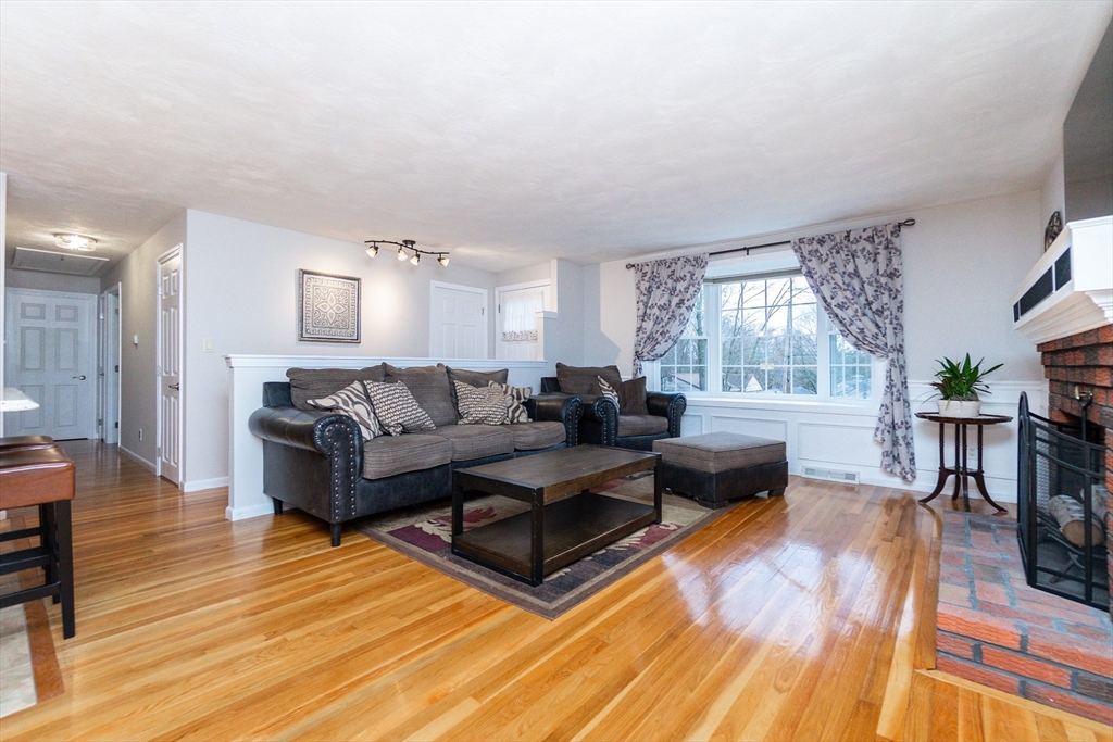 14 Oak Grove Road Randolph, MA 02368 - Photo 13 of 38