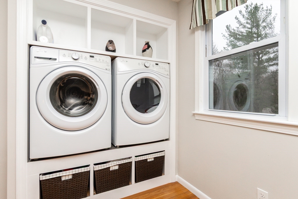 14 Oak Grove Road Randolph, MA 02368 - Photo 23 of 38