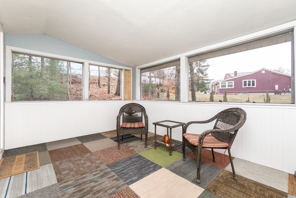 14 Oak Grove Road Randolph, MA 02368 - Photo 28 of 38