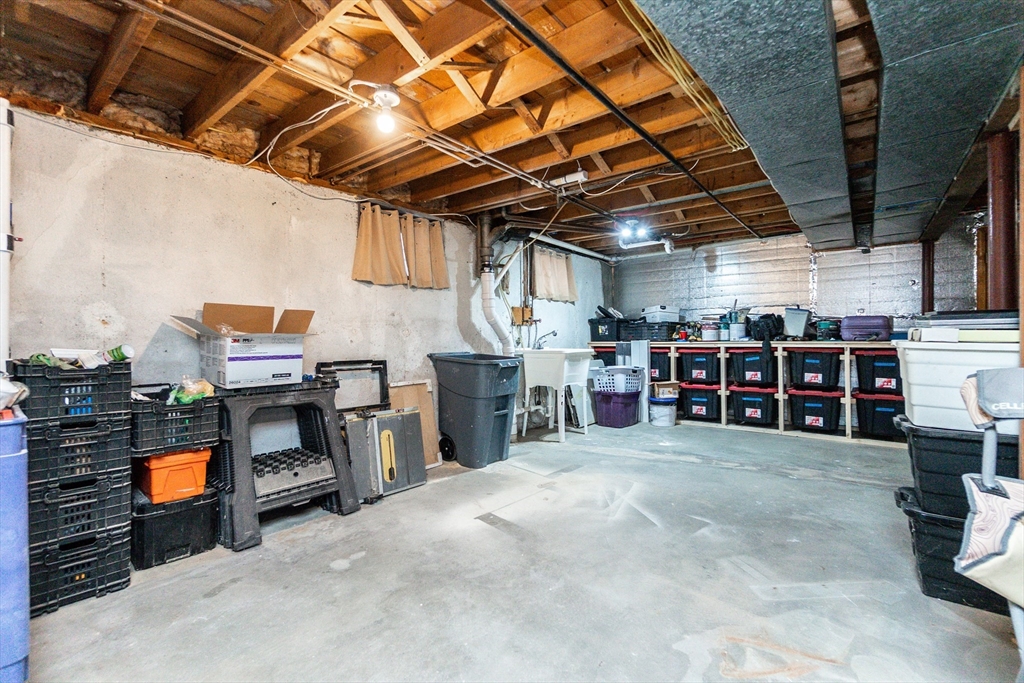 14 Oak Grove Road Randolph, MA 02368 - Photo 31 of 38