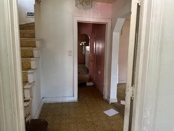 $180,000 | 17516 Woodingham Drive, Detroit, MI 48221
