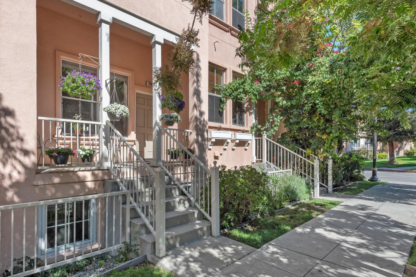 150 Pacchetti Way Mountain View, CA 94040 - Photo 1 of 23 Gallery Image 1