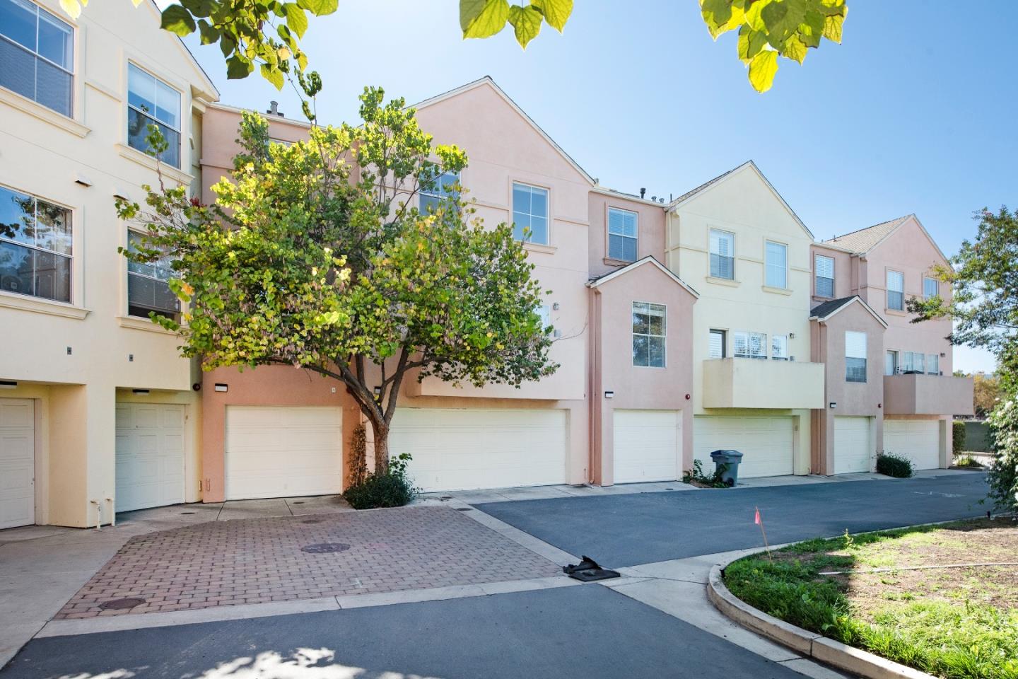 150 Pacchetti Way Mountain View, CA 94040 - Photo 19 of 23 Gallery Image 19