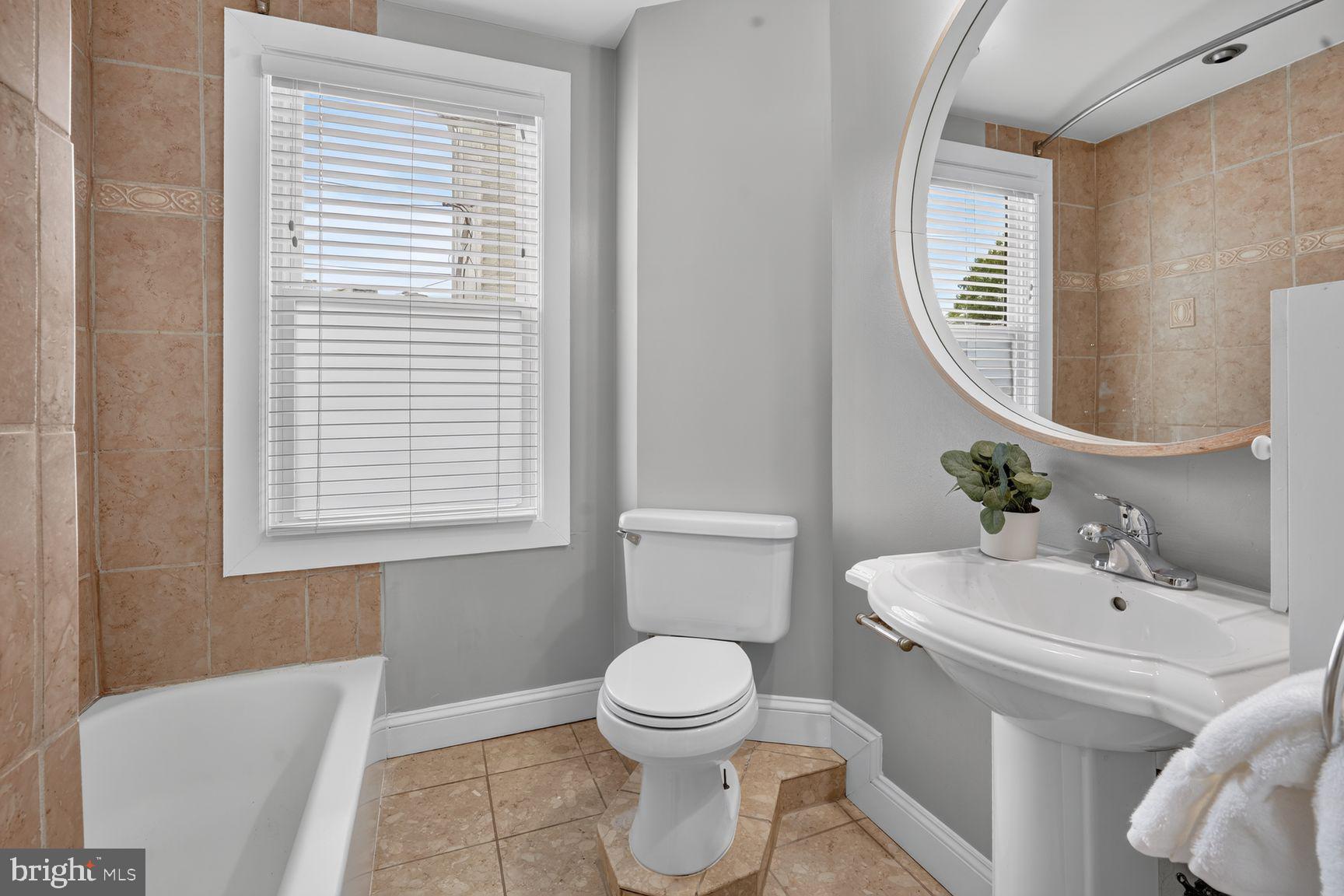 1709 6th Street Northwest Washington, DC 20001 - Photo 23 of 35