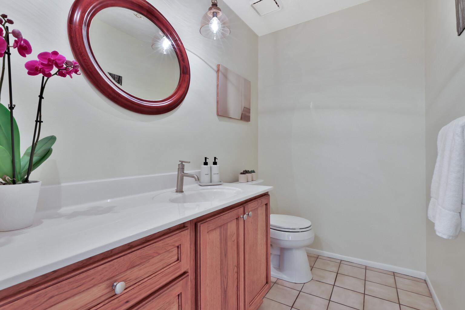 8276 Kingslee Road Bloomington, MN 55438 - Photo 14 of 33