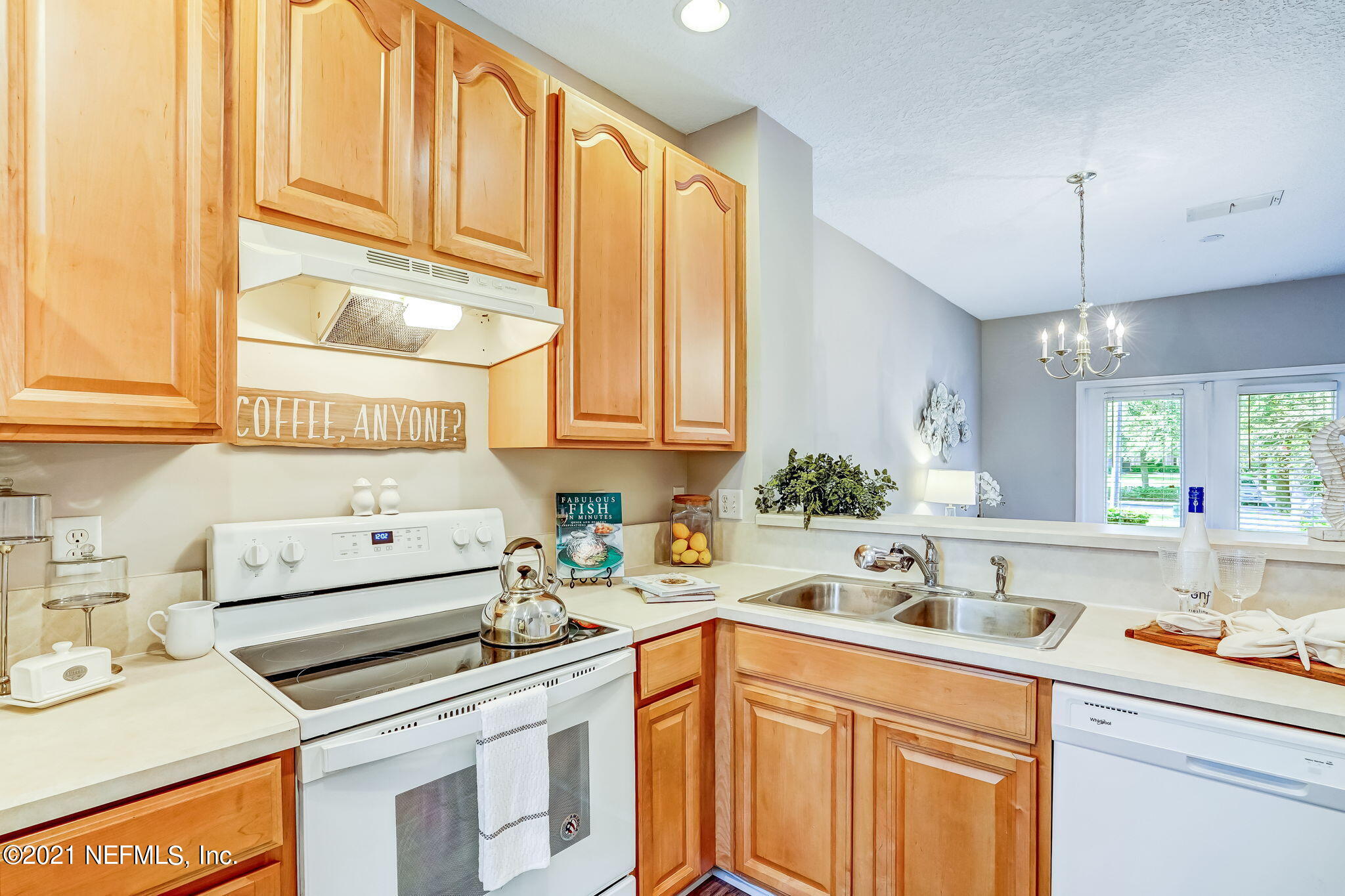 1486 Landau Road Jacksonville, FL 32225 - Photo 6 of 57 Lightfilled Kitchen