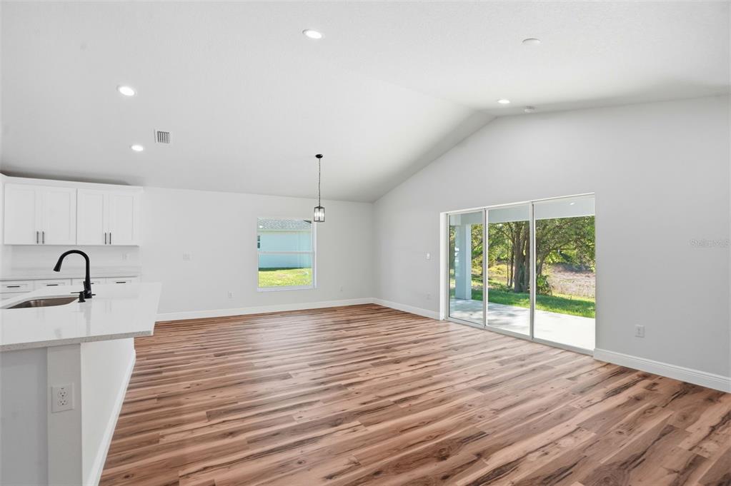 8130 Ridge Road Weeki Wachee, FL 34613 - Photo 12 of 57