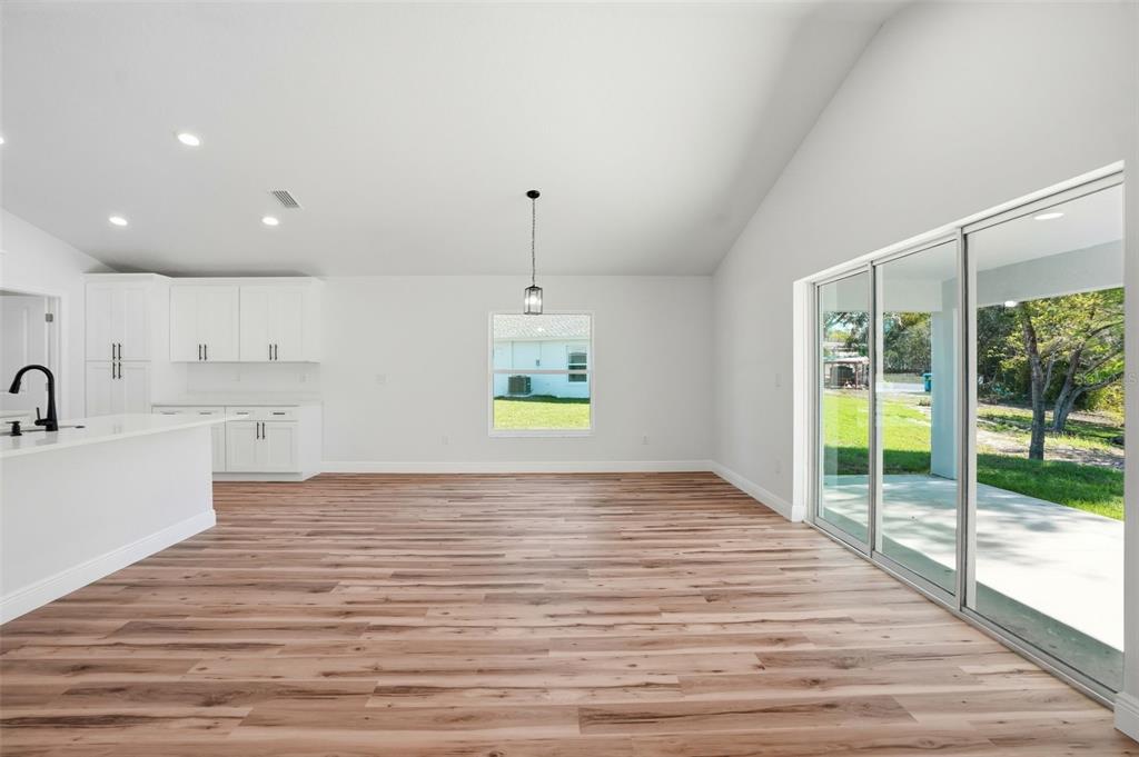 8130 Ridge Road Weeki Wachee, FL 34613 - Photo 16 of 57