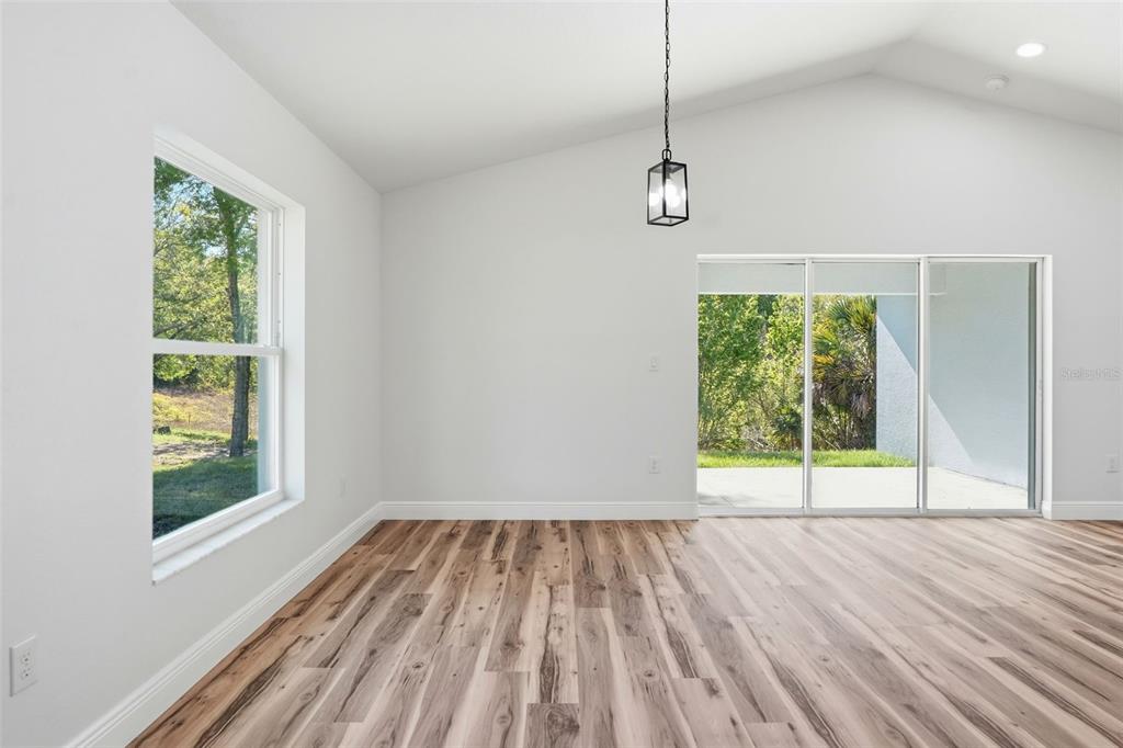 8130 Ridge Road Weeki Wachee, FL 34613 - Photo 10 of 57
