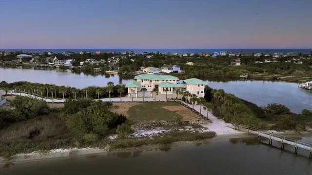 $3,499,000 | 2590 Palm Avenue, Flagler Beach, FL 32136