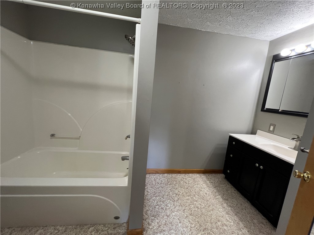 739 Allison Road Point Pleasant, WV 25550 - Photo 28 of 37 master bathroom