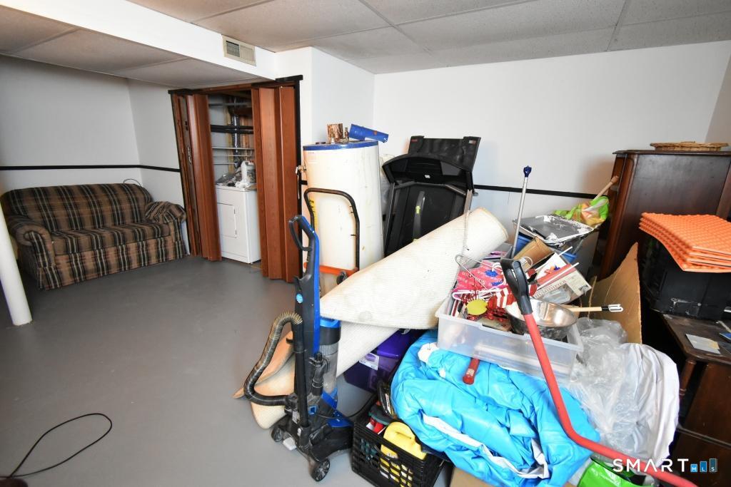 159 Robertson Street, Unit 159 Bristol, CT 06010 - Photo 27 of 33