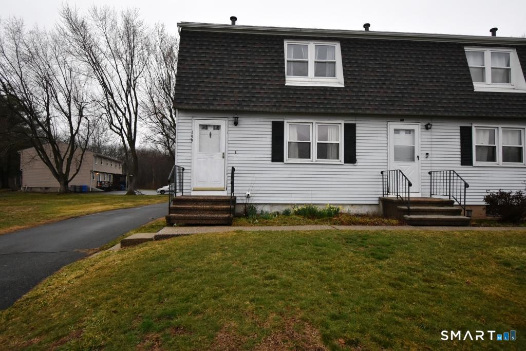 159 Robertson Street, Unit 159 Bristol, CT 06010 - Photo 3 of 33