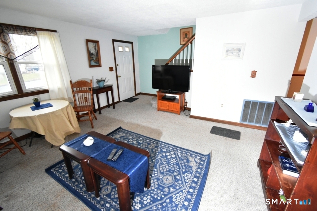 159 Robertson Street, Unit 159 Bristol, CT 06010 - Photo 5 of 28