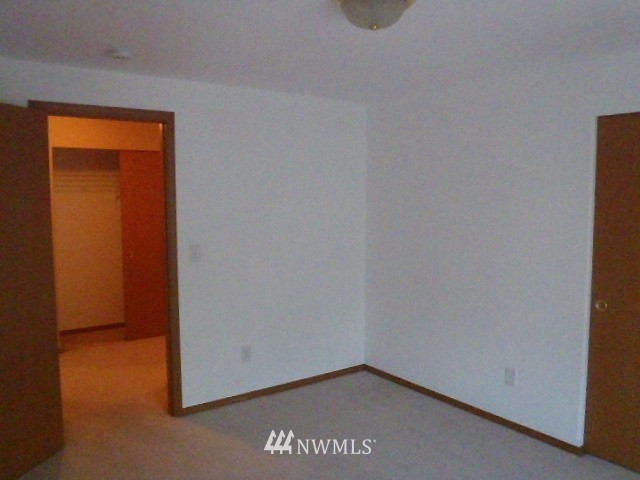 908 North Harding Road Elma, WA 98541 - Photo 10 of 20 Gallery Image 10