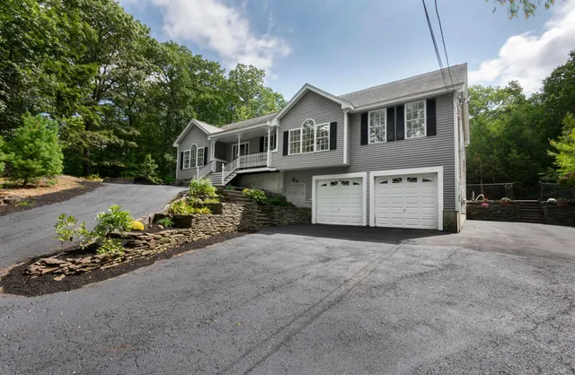 $739,000 | 57 Governor Dinsmore Road, Windham, NH 03087