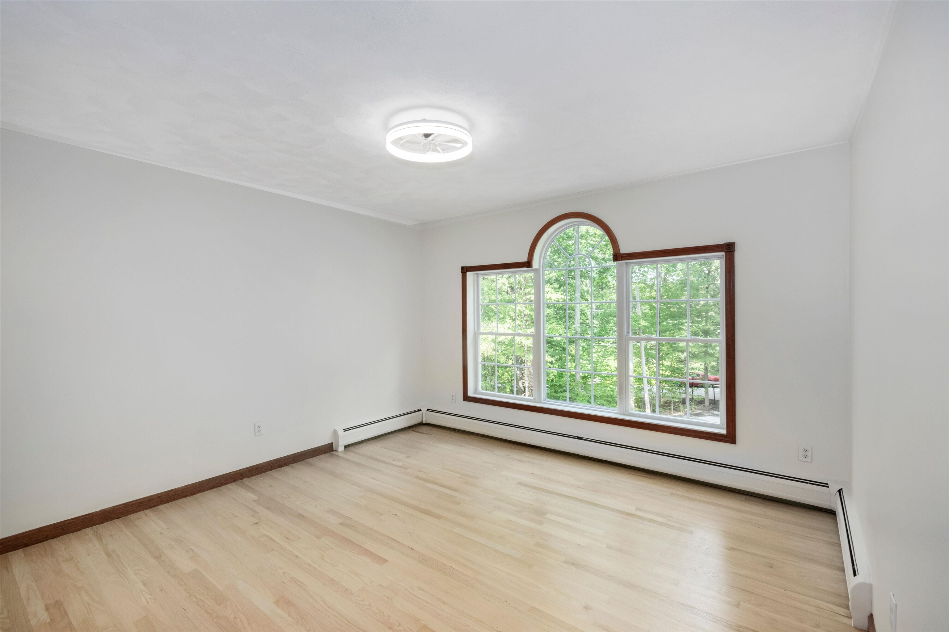 57 Governor Dinsmore Road Windham, NH 03087 - Photo 19 of 47