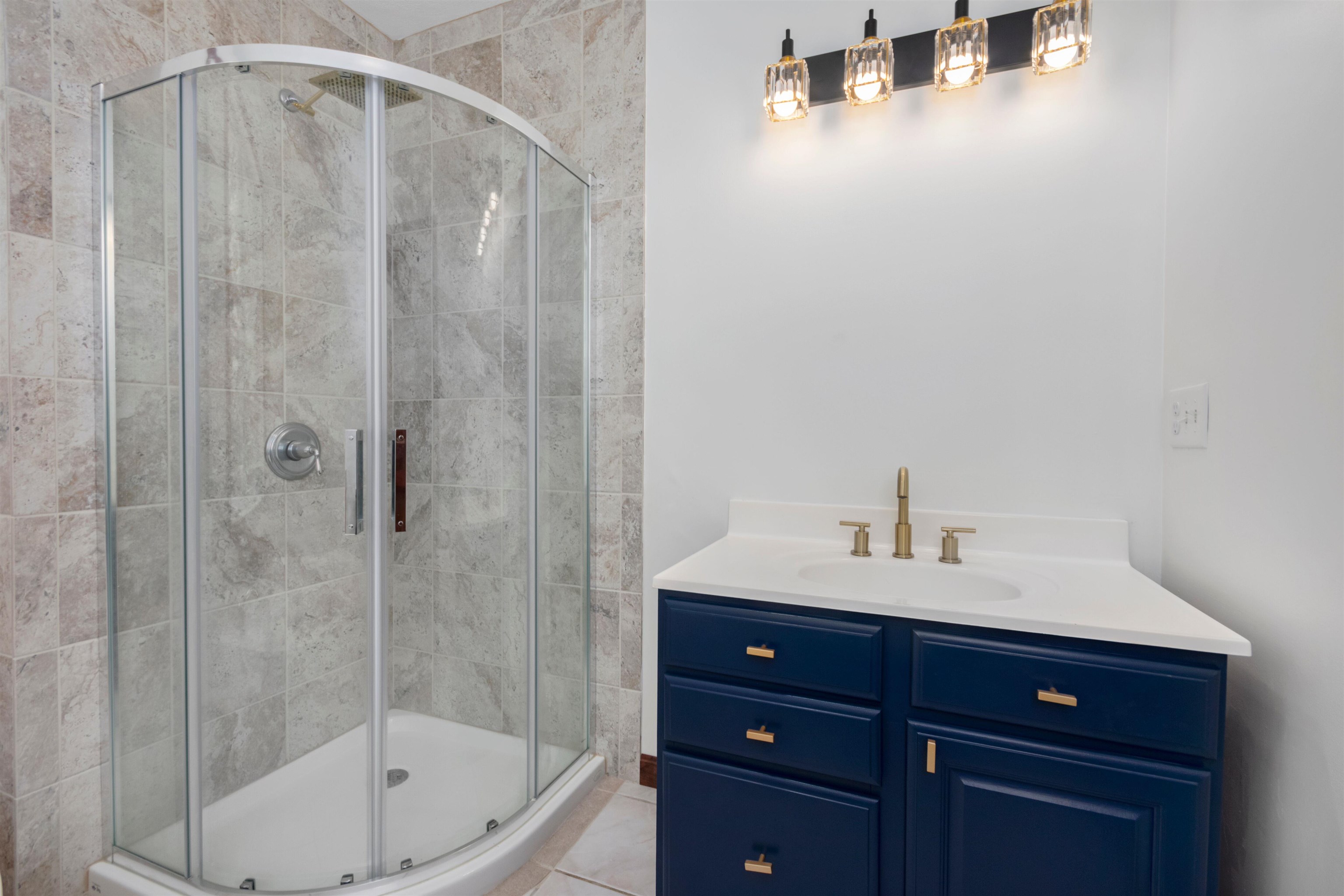 57 Governor Dinsmore Road Windham, NH 03087 - Photo 27 of 47