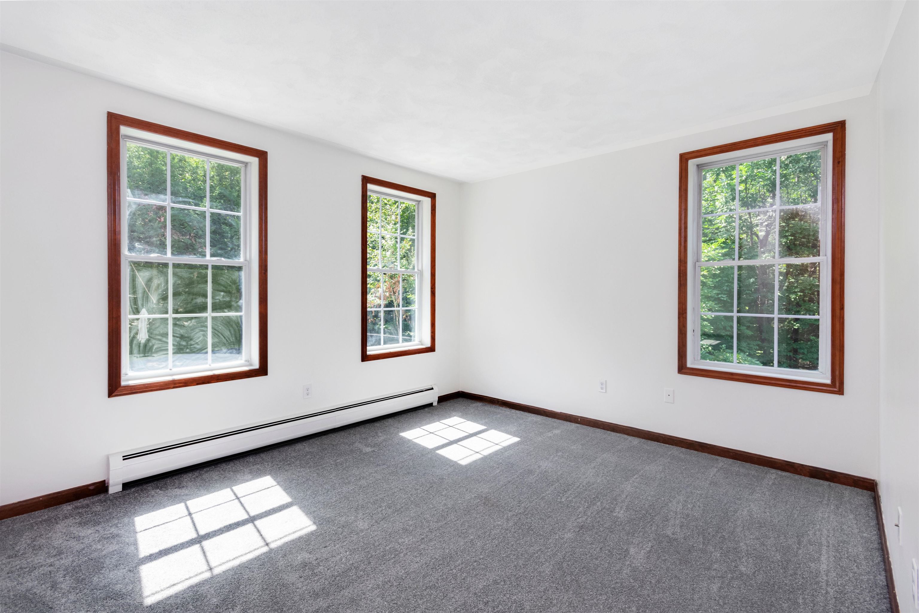 57 Governor Dinsmore Road Windham, NH 03087 - Photo 32 of 47