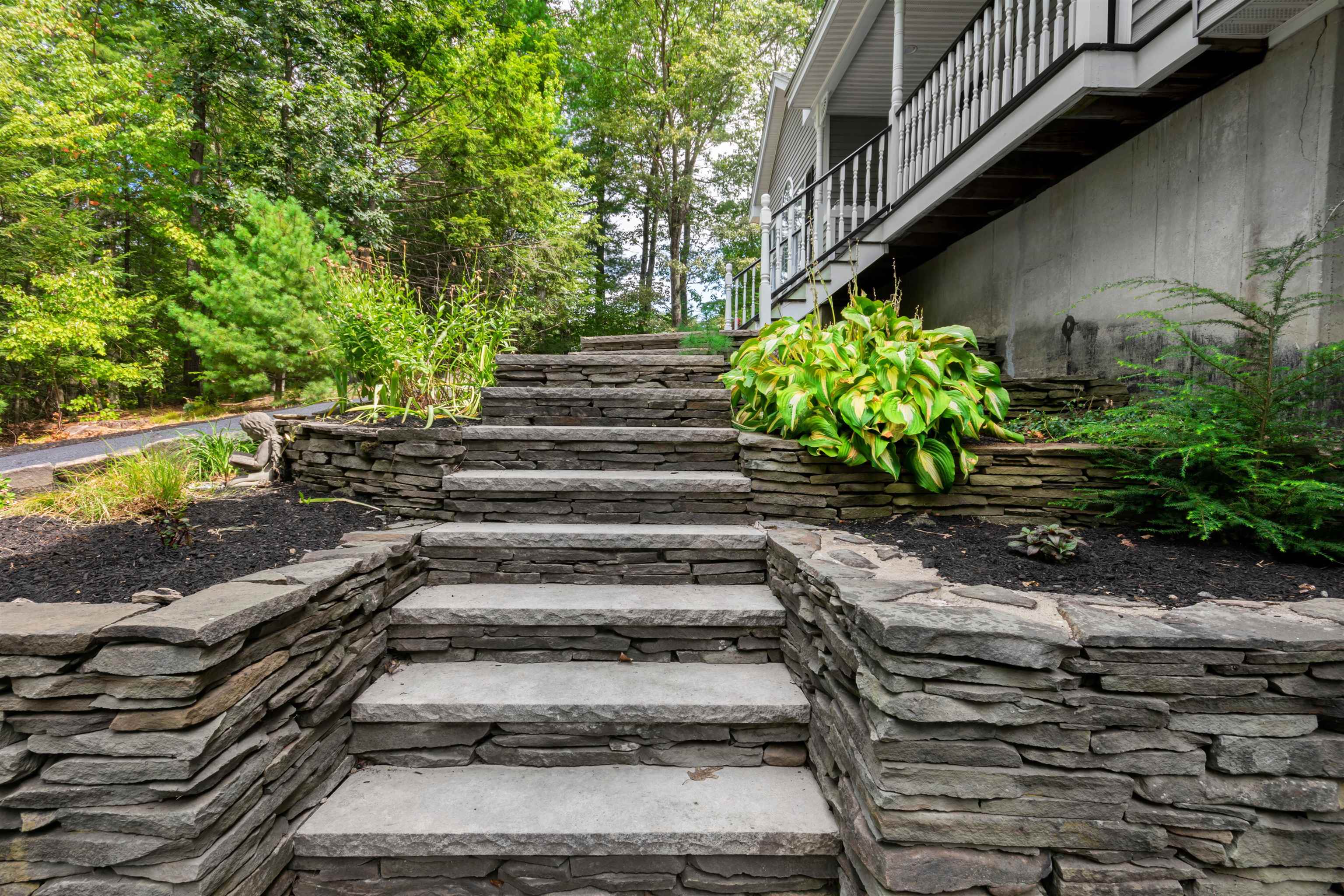 57 Governor Dinsmore Road Windham, NH 03087 - Photo 4 of 47