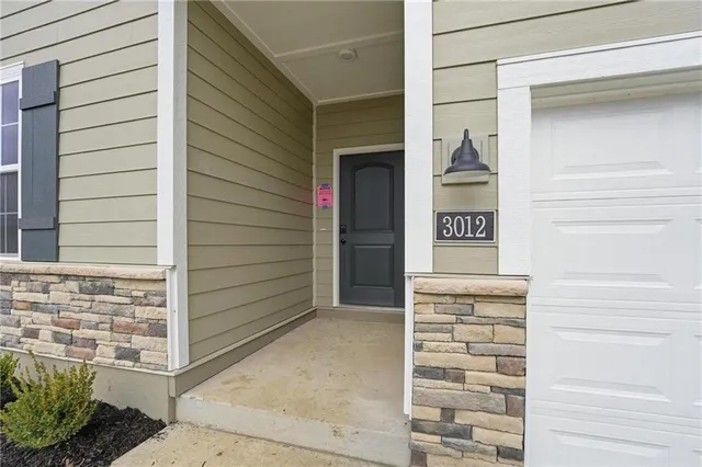 $402,696 | 3012 Northwest 95th Terrace, Kansas City, MO 64154