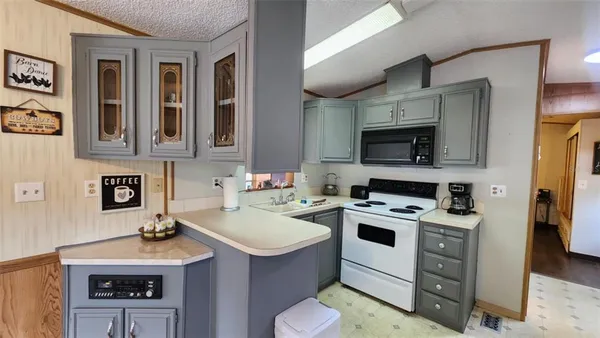 $169,000 | 9 Long Hammock Drive, River Ranch, FL 33867
