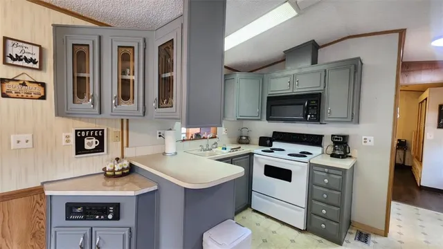 $169,000 | 9 Long Hammock Drive, River Ranch, FL 33867