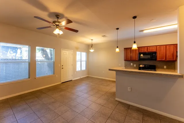$2,295 | 3000 Govalle Avenue, Unit B, Austin, TX 78702