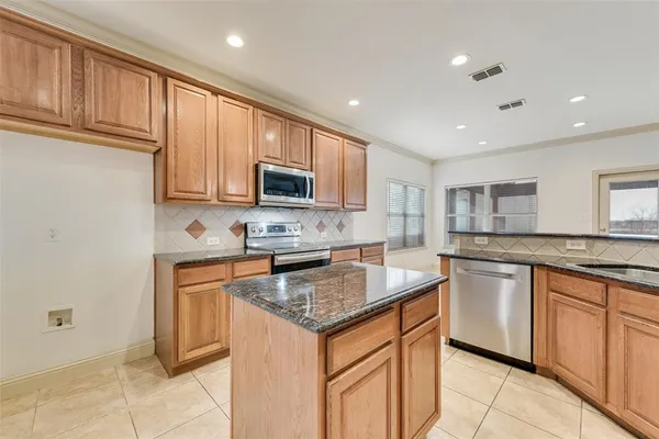 $4,500 | 1088 Harvest Hill Circle, Royse City, TX 75189