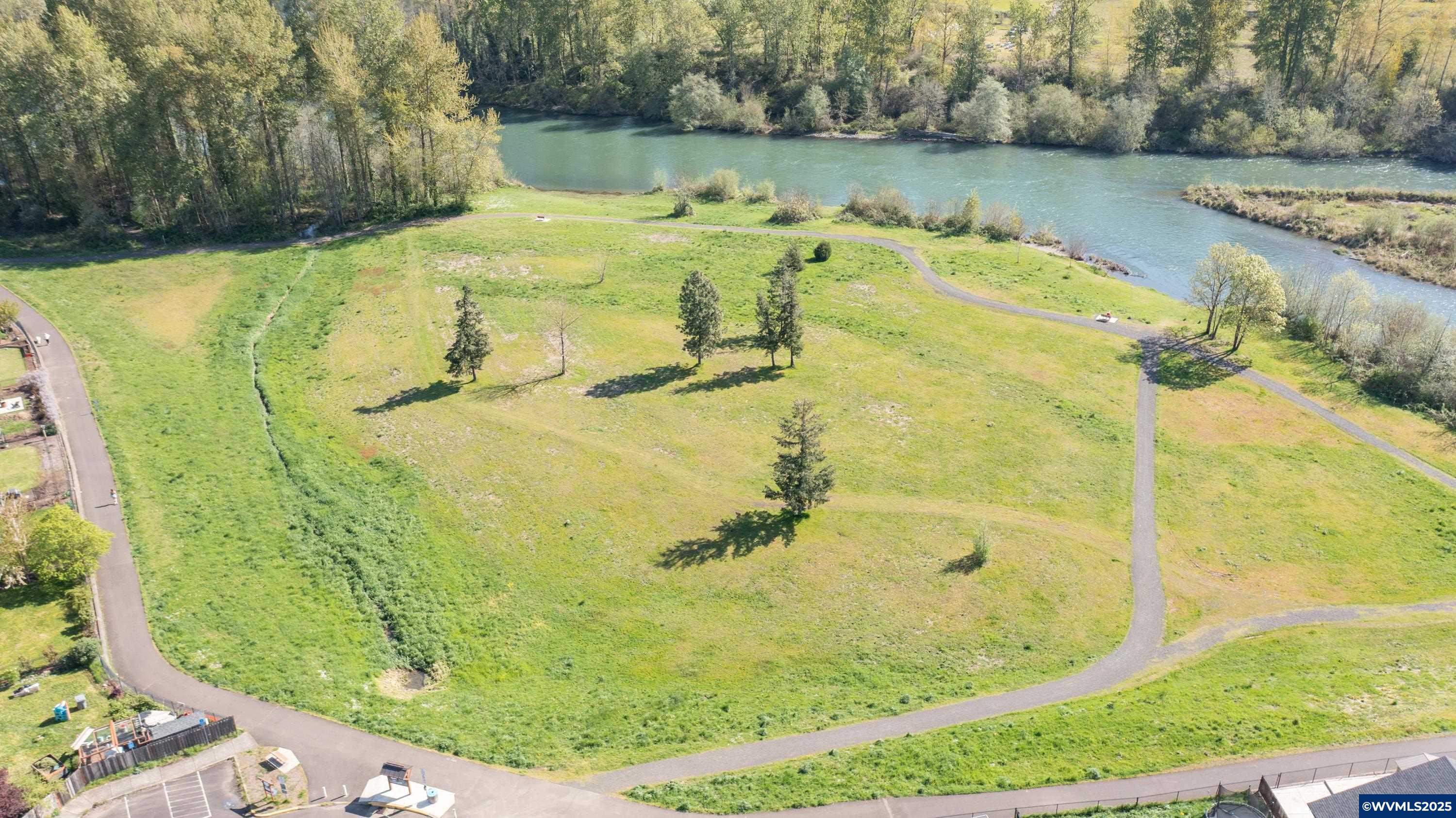 2308 Robbins Way Lebanon, OR 97355 - Photo 43 of 44 Gallery Image 43