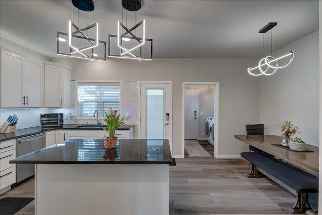 $425,000 | 2818 Frisee Drive, Madison, WI 53711