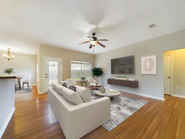 $1,800 | 143 Creve Core Drive, Crestview, FL 32539