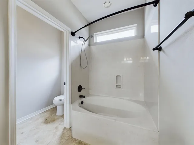 $1,800 | 143 Creve Core Drive, Crestview, FL 32539